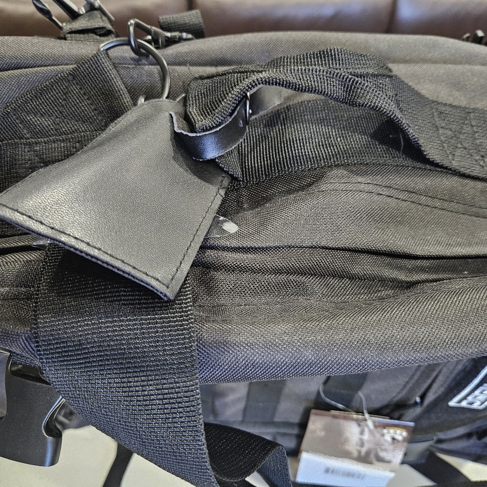 Sandpiper of California Black Military Mens Hiking Bugout Bag NEW - Picture 16 of 16
